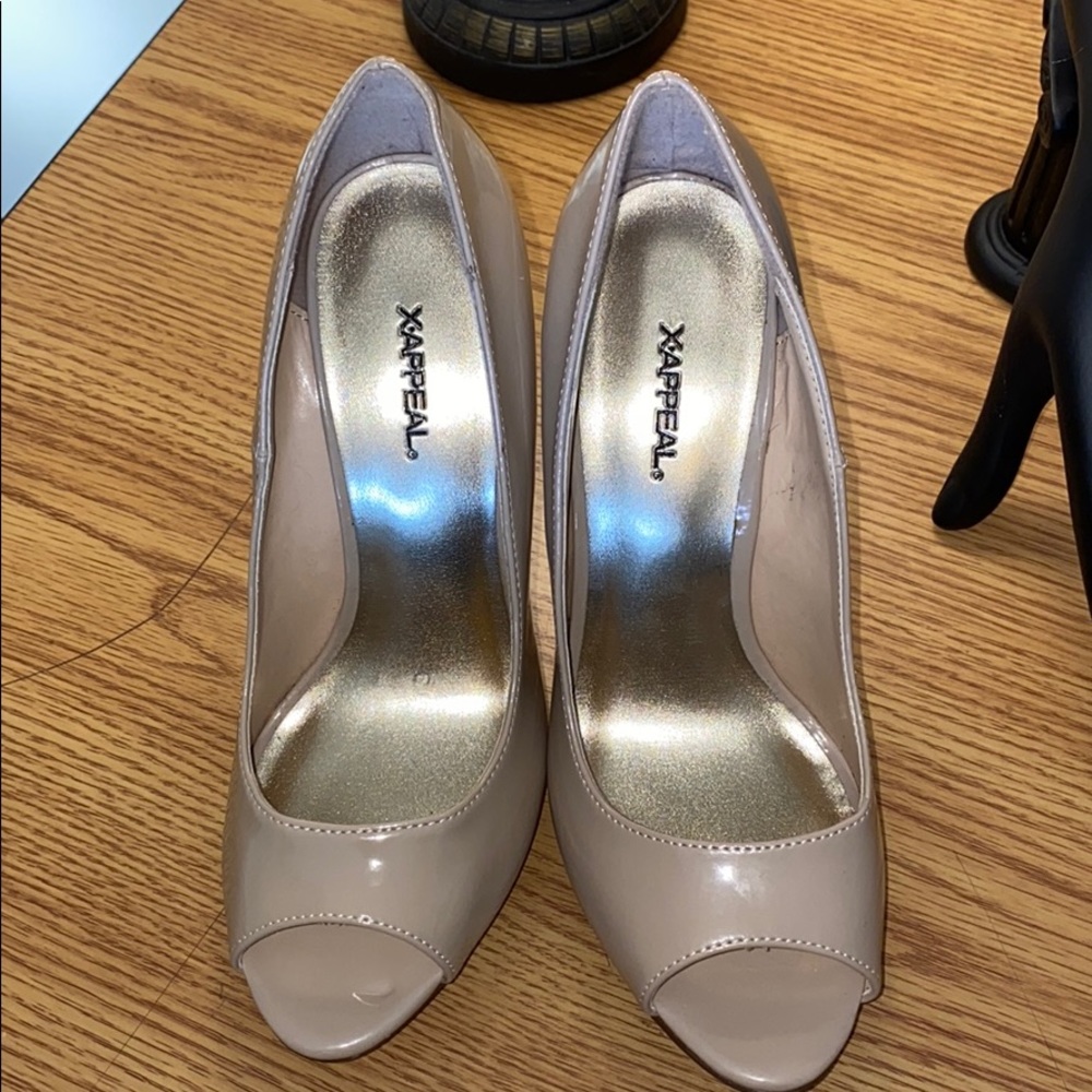 Shoes - Picture 7 of 7